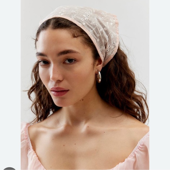 Urban Outfitters Accessories - Urban Outfitters Floral Appliqué Headscarf